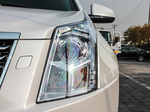 2013款3.0L 舒适版 大灯