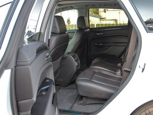 2013款3.0L 舒适版 后排空间
