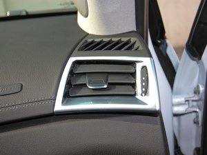 2013款3.0L 舒适版 中控区
