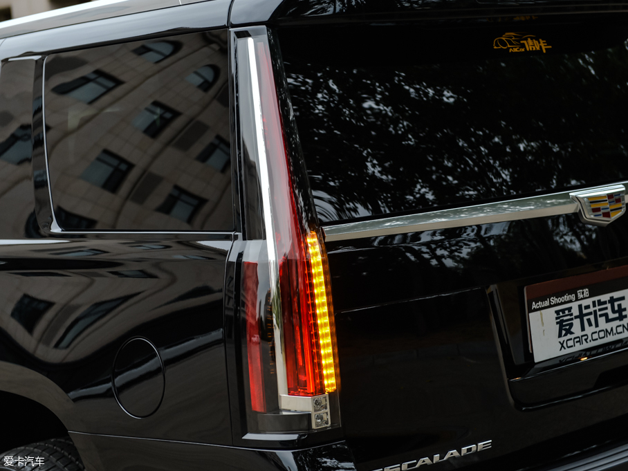 2014P׵ESCALADE 
