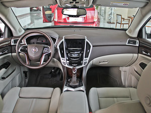 2014款3.0L 豪华型 内饰全景