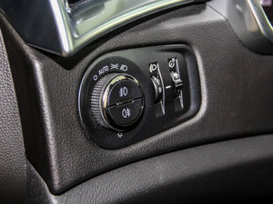 2014款3.0L 舒适型 中控区
