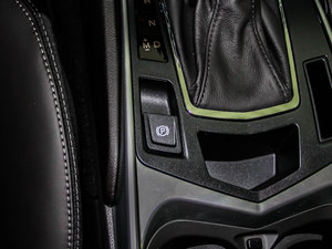2014款3.0L 舒适型 驻车制动器
