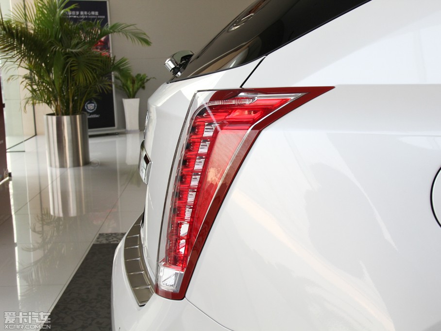 2015��P������SRX 3.0L ���A��