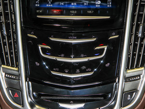 2015款3.0L 领先型 中控区