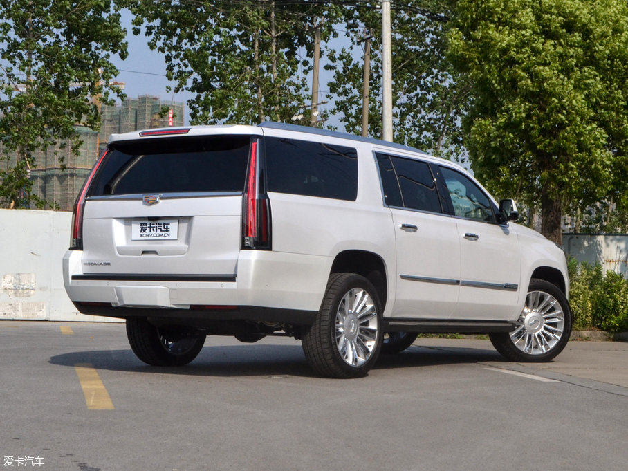 2017P׵ESCALADE ESVKL
