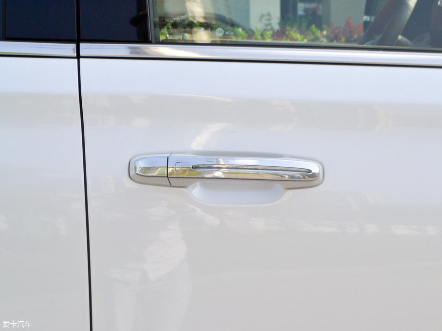 2017P׵ESCALADE ESVKL