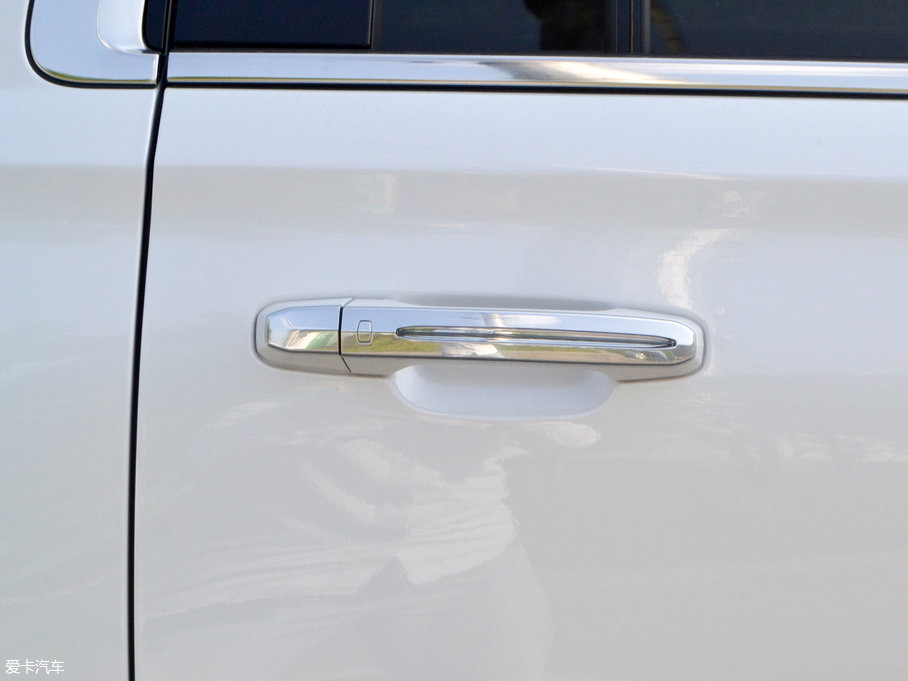 2017P׵ESCALADE ESVKL(zhng)