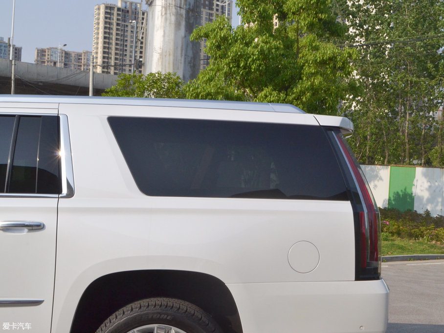 2017P׵ESCALADE ESVKL