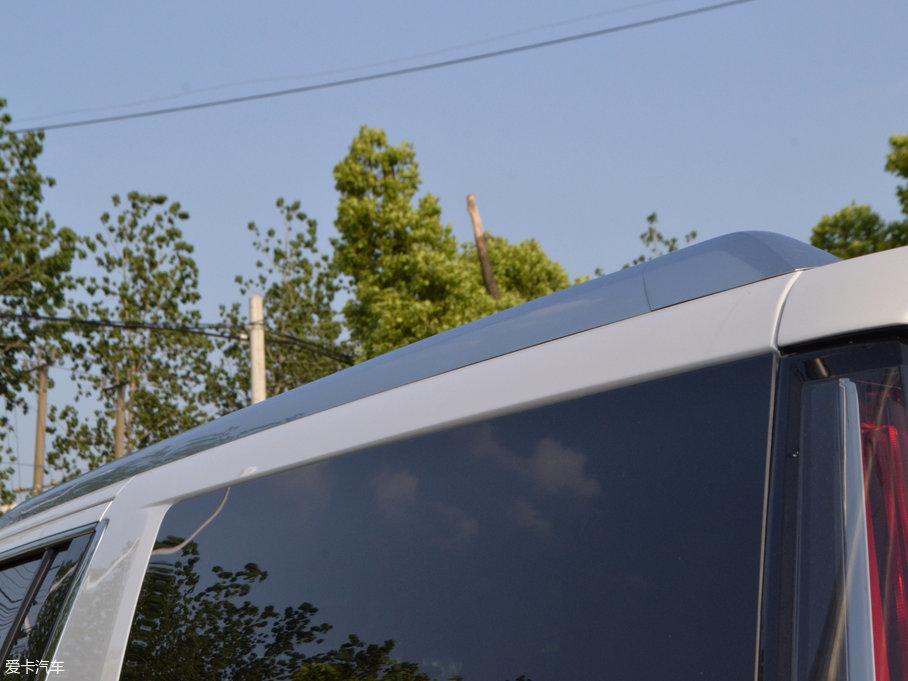 2017P׵ESCALADE ESVKL