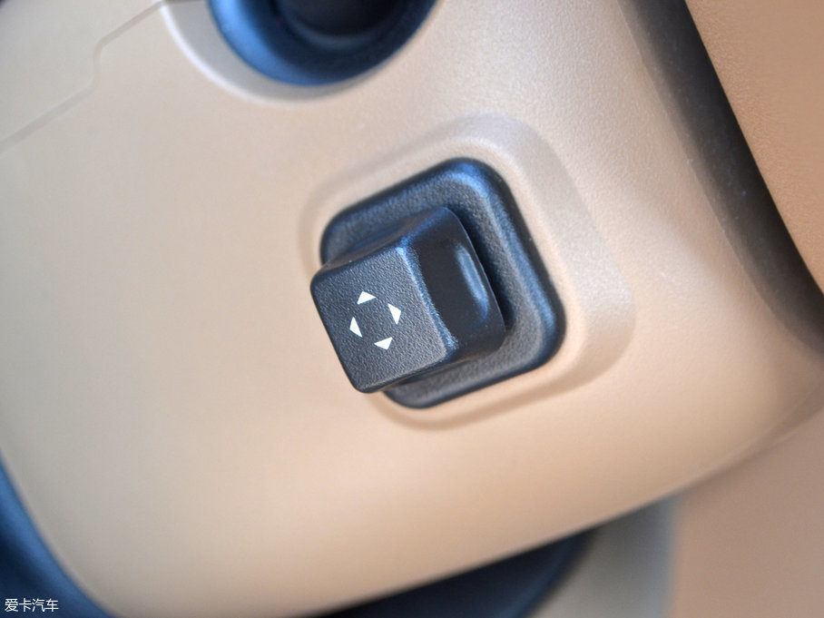 2017P׵ESCALADE ESVKL