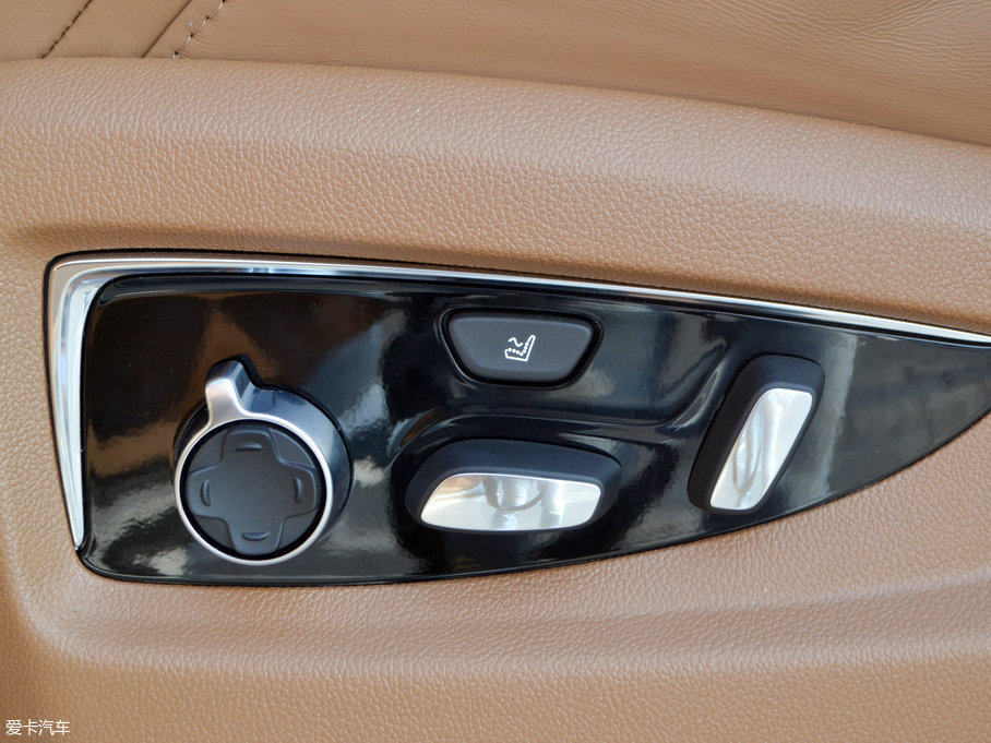 2017P׵ESCALADE ESVKL