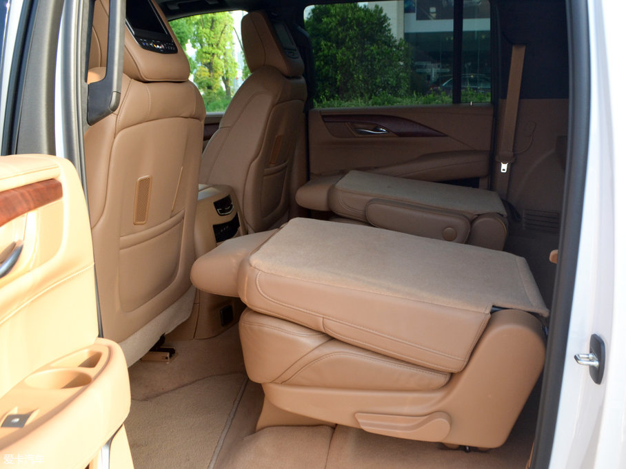 2017P׵ESCALADE ESVKL