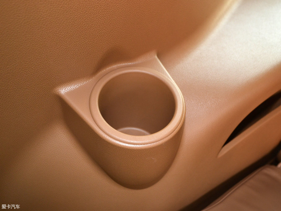 2017P׵ESCALADE ESVKL