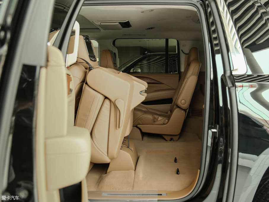 2017P׵ESCALADE ESVKL