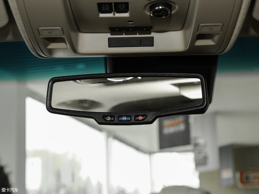 2017P׵ESCALADE ESVKL