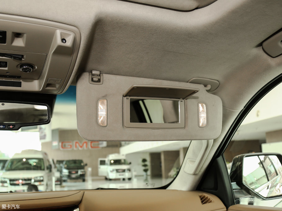 2017P׵ESCALADE ESVKL