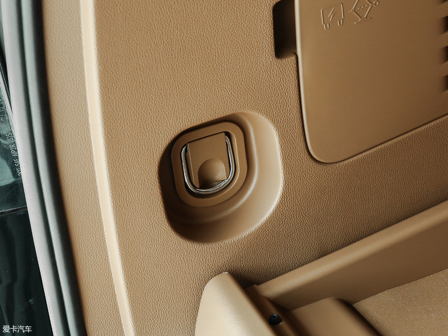 2017P׵ESCALADE ESVKL