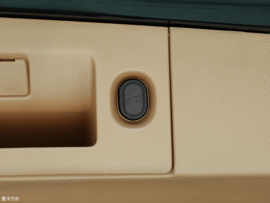 2017P׵ESCALADE ESVKL