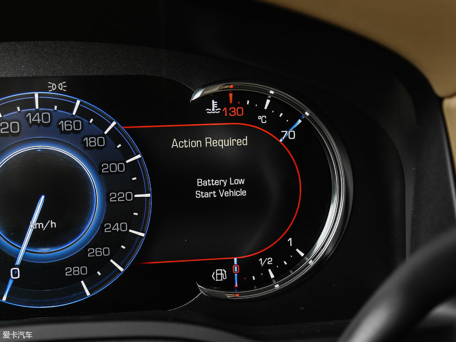 2017P׵ESCALADE ESVKL