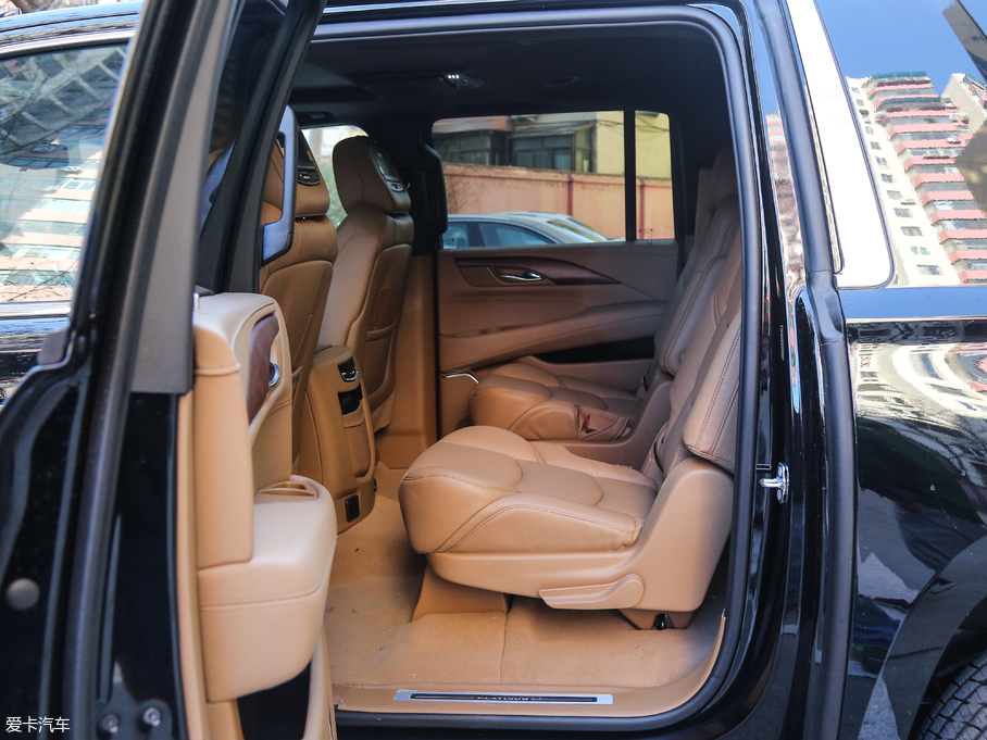 2017P׵ESCALADE ESVKL