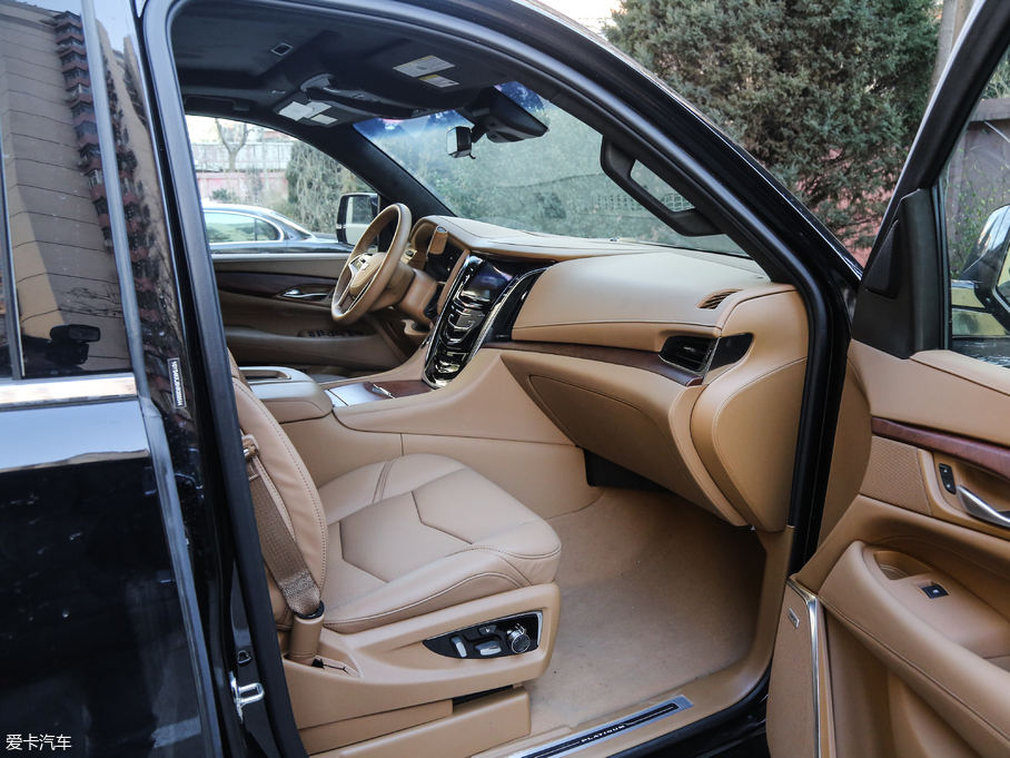 2017P׵ESCALADE ESVKL