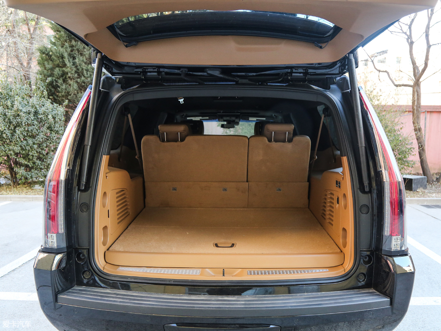 2017P׵ESCALADE ESVKL