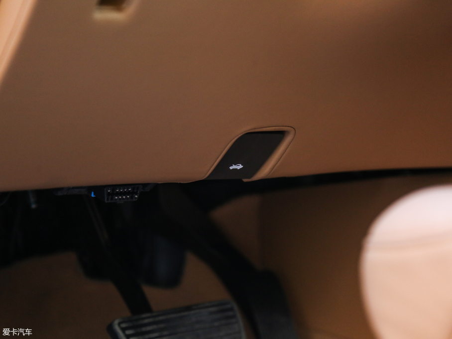 2017P׵ESCALADE ESVKL(zhng)