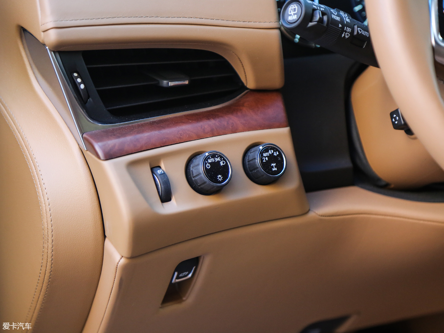 2017P׵ESCALADE ESVKL(zhng)