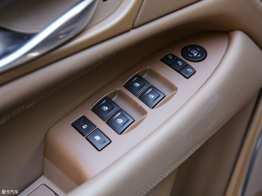 2017P׵ESCALADE ESVKL