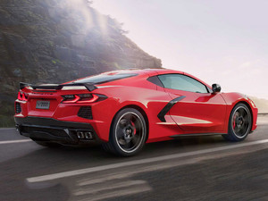 2020��C8 Stingray ���w���^