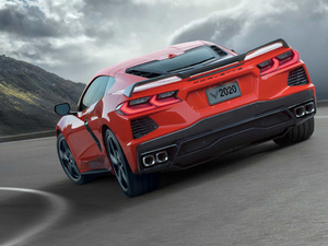 2020��C8 Stingray ���w���^