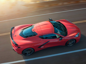 2020��C8 Stingray ���w���^
