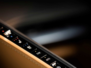 2020��C8 Stingray �п؅^(q��)