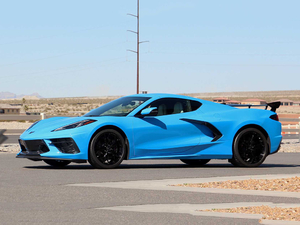 2020��C8 Stingray ���w���^