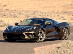 2020��C8 Stingray ���w���^