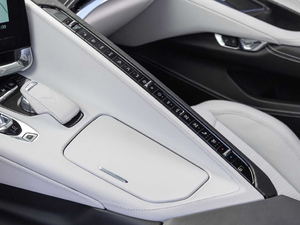 2020款C8 Stingray 空间座椅
