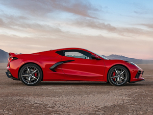 2020��C8 Stingray ���w���^