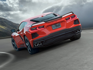 2020��C8 Stingray ���w���^