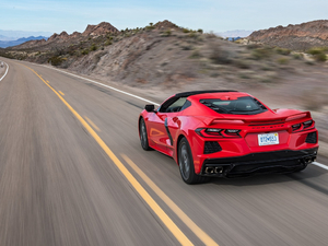 2020��C8 Stingray ���w���^