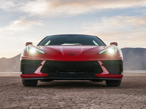 2020��C8 Stingray ���w���^