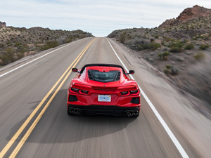 2020��C8 Stingray ���w���^