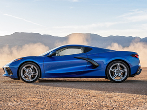 2020��C8 Stingray ���w���^