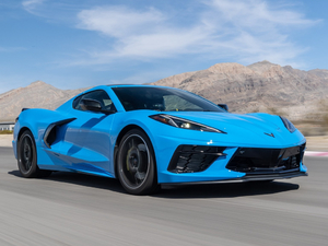 2020款C8 Stingray 整体外观