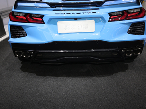 2020款C8 Convertible 排气管