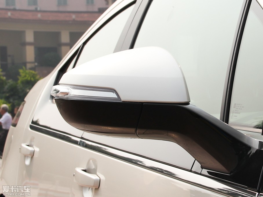 2012��VOLT���{�_ 1.4L ������늄�܇