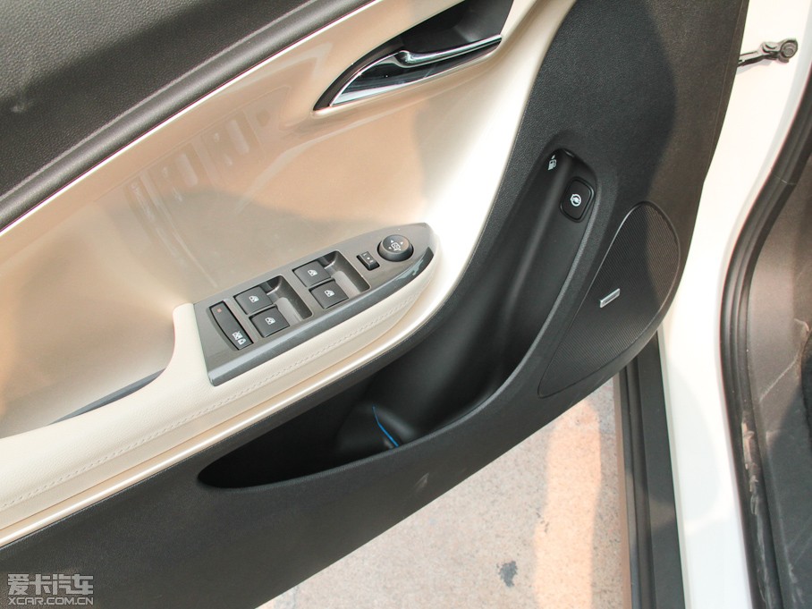 2012��VOLT���{�_ 1.4L ������늄�܇