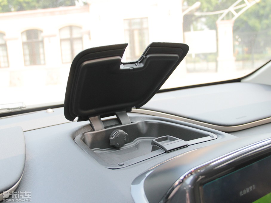 2012��VOLT���{�_ 1.4L ������늄�܇