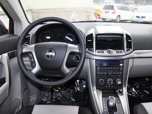 2011款2.4L 5座自动舒适版 中控区