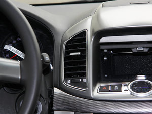 2011款2.4L 5座自动舒适版 中控区